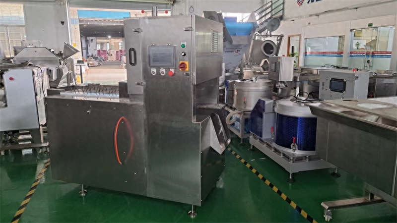 扇子骨牛仔骨鋸骨機(jī)哪家好？祥九瑞盈多條鋸自動(dòng)切塊機(jī)來(lái)告訴你